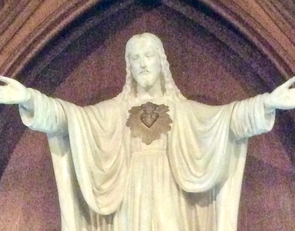 Sagrado Corazón de Jesús ubicado en la cripta de la Casa Madre